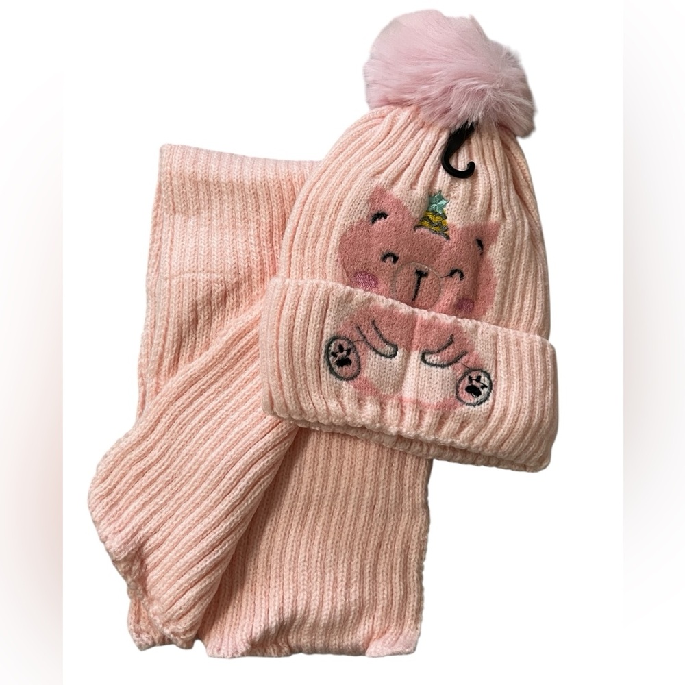 PINK ADORABLE ANIMAL HAT AND SCARF SET FOR CHILDREN NWT